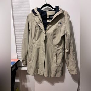 The north face rain coat size small